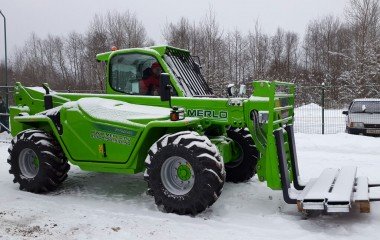 Поставка телескопического погрузчика P72.10EE клиенту в Псковскую область.